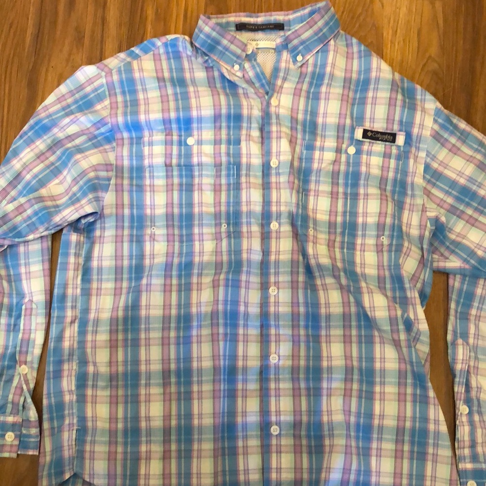 EUC COLUMBIA BUTTON DOWN MEN M. EUC.